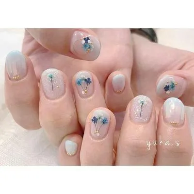 15 mẫu nail hoa khô đẹp và ấn tượng nhất thập kỷ