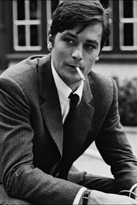 Alain Delon: biểu tượng “bất hảo” của thời trang thập niên 60s