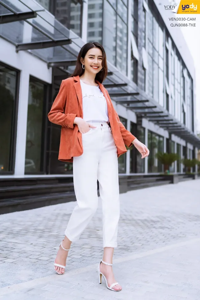 Áo blazer là gì? 10 cách phối đồ với blazer nàng thêm sành điệu