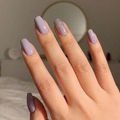 Các mẫu nail đơn giản dễ thương cho cô nàng bánh bèo nữ tính