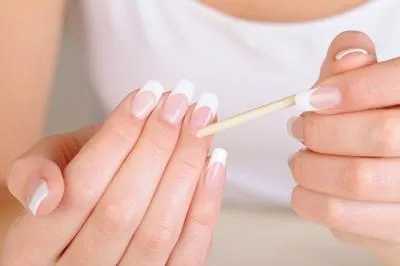 Các mẫu nail đơn giản dễ thương cho cô nàng bánh bèo nữ tính