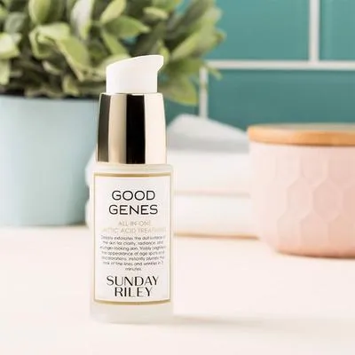 Cách trị da mặt nhờn mụn: hóng ngay 6 loại serum “lợi hại” này