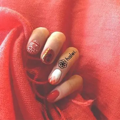 Chuẩn bohemian với bộ nail hoạ tiết thổ cẩm siêu ấn tượng