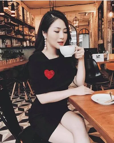 Chuẩn không cần chỉnh với 5 cách mix đồ đi cafe siêu đỉnh