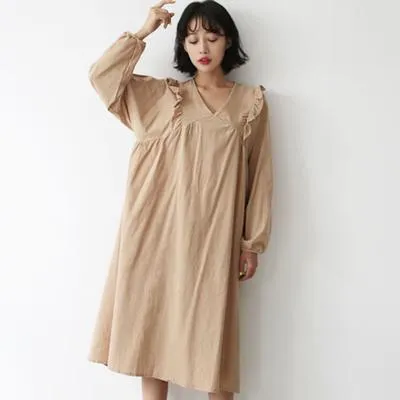 Đầm tông màu beige – Gam màu thời thượng không thể thiếu trong tủ đồ của nàng!