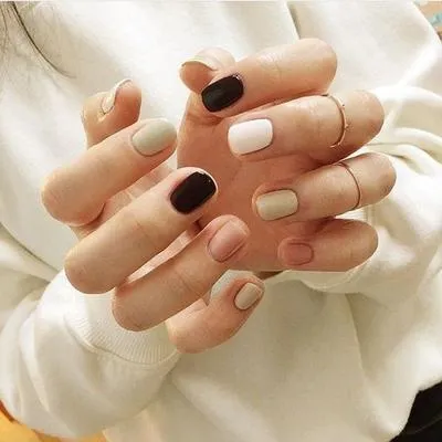 Gợi ý sương sương cho nàng vài mẫu nail phối màu theo đúng xu hướng hiện nay