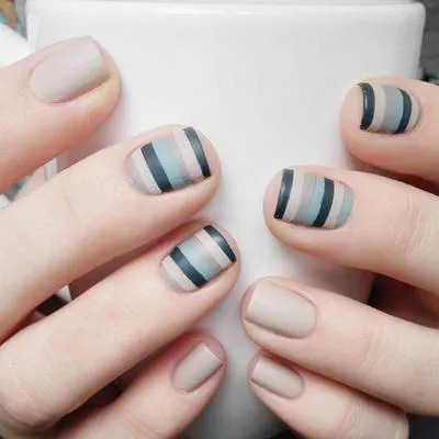 Gợi ý sương sương cho nàng vài mẫu nail phối màu theo đúng xu hướng hiện nay