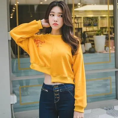 Gợi ý tips mix đồ áo croptop siêu đẹp cho các cô nàng sành điệu