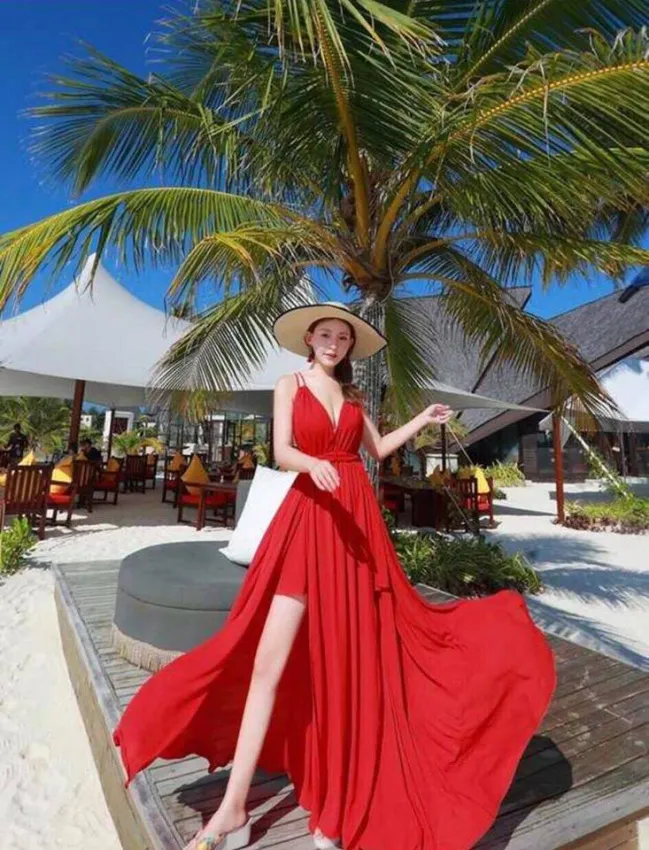 Kinh nghiệm chọn đầm maxi đi biển chuẩn như Fashionista