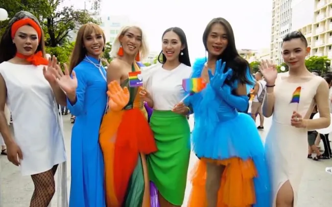 LGBT là gì? Phong cách thời trang độc lạ của cộng đồng LGBT