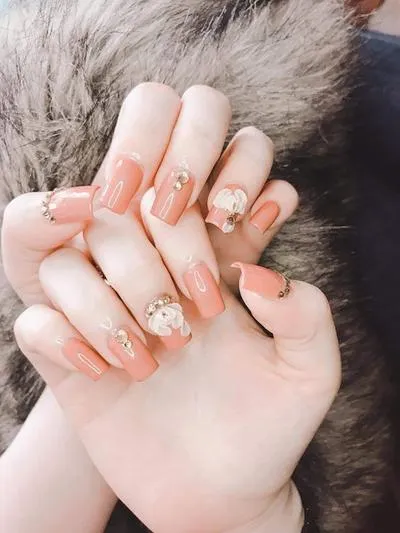 Lịm tim với các mẫu nail đắp gel sang xịn mà ai cũng muốn thử