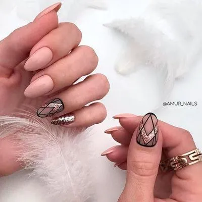 Muôn vàn mẫu nail đẹp “ngất ngây con gà tây” cho nàng điệu đà đi ăn cưới