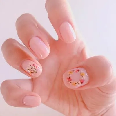 Muôn vàn mẫu nail đẹp “ngất ngây con gà tây” cho nàng điệu đà đi ăn cưới