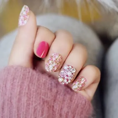 Muôn vàn mẫu nail đẹp “ngất ngây con gà tây” cho nàng điệu đà đi ăn cưới