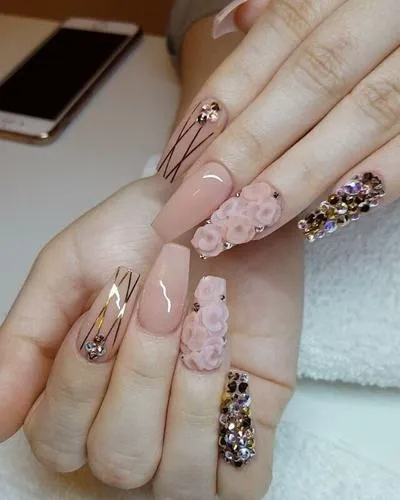 Muôn vàn mẫu nail đẹp “ngất ngây con gà tây” cho nàng điệu đà đi ăn cưới