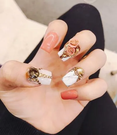 Muôn vàn mẫu nail đẹp “ngất ngây con gà tây” cho nàng điệu đà đi ăn cưới