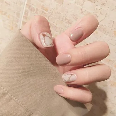 Những mẫu nail cho da ngăm đẹp nhất mà bạn không nên bỏ qua