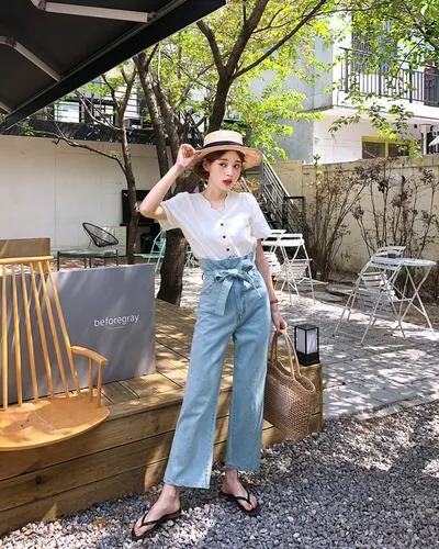 Những outfit đẹp chụp hình như fashionista chính hiệu: đơn giản mà chất không ngờ