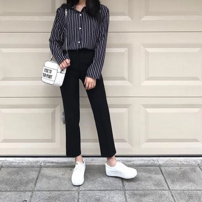 Nữ mặc quần tây mang giày gì để toát lên khí chất fashionista?