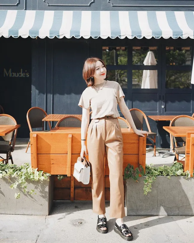 Nữ mặc quần tây mang giày gì để toát lên khí chất fashionista?