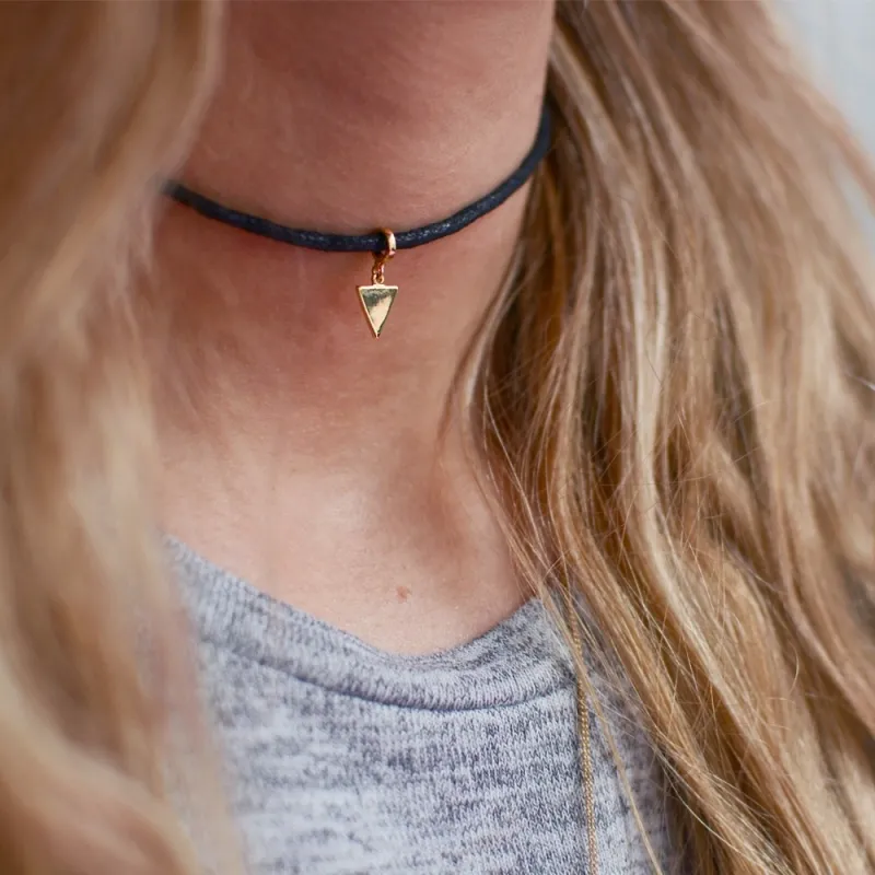 Top 12 Gợi ý diện vòng cổ choker đẹp, hợp thời trang