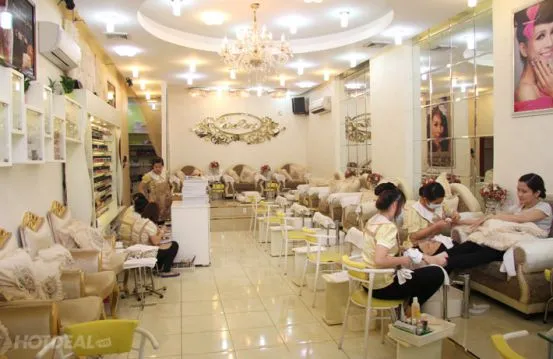 Top 5 địa chỉ tiệm làm Nail đẹp ở TPHCM uy tín nhất