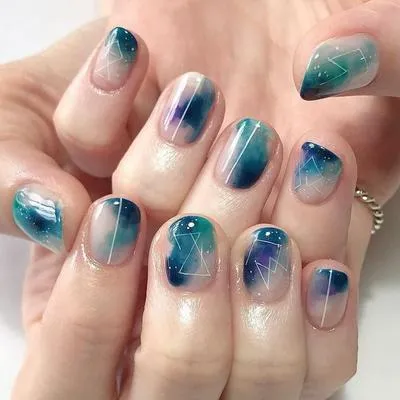 Xinh lung linh với 7 kiểu nail mùa hè – Liệu bạn đã biết?