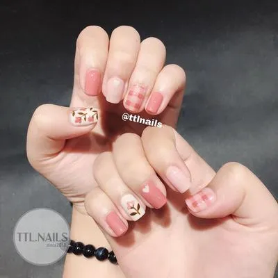 Xinh lung linh với 7 kiểu nail mùa hè – Liệu bạn đã biết?