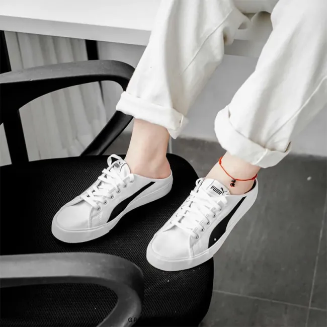 Xu hướng giày đạp gót – Mule sneakers hot nhất 2022